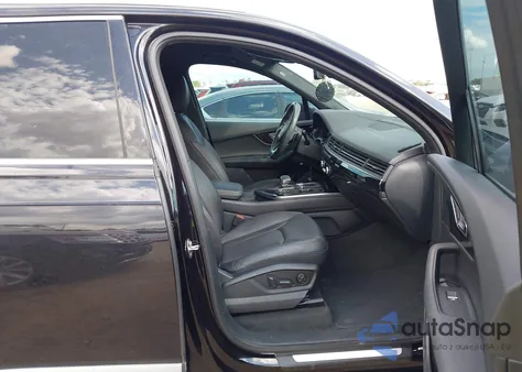 2018 Audi Q7 3.0T Premium из США, поврежденный, VIN WA1VAAF76JD039645